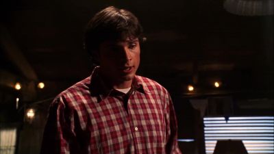 All right, I'll go get what's in your safe. - Smallville