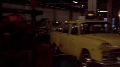 All right, I'm coming down there. - Taxi Driver