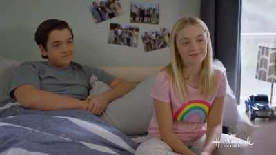 All right.
I'm gonna go make breakfast, - Sweet Carolina