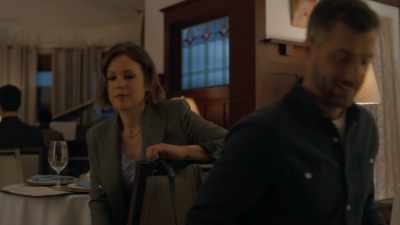 All right, I'm just checking. - The Wedding Cottage