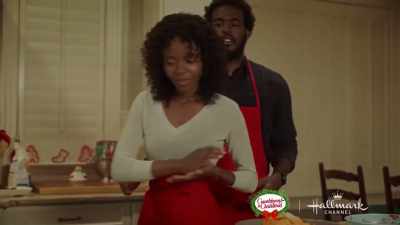 All right, so I'm pretty
sure I saw Kyle Noah - Christmas in Harmony