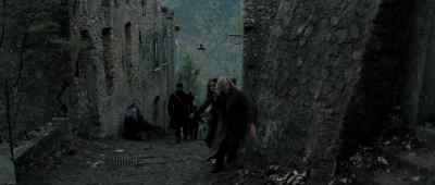 All right, this is our way in. - Inkheart