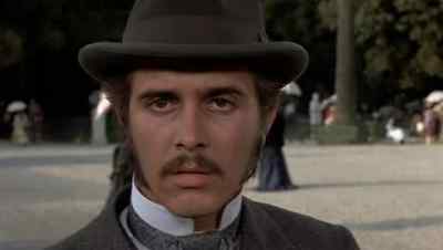 All right. Just a moment. - Daisy Miller