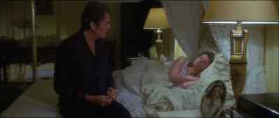 - All right, Kathy?
- Yeah. - The Omen