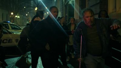 All right, keep moving, everybody. - Black Lightning