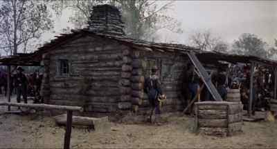 All right, keep moving. - The Horse Soldiers
