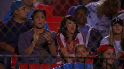 All right,kid. - Ghost Whisperer