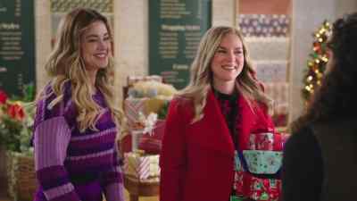 All right, ladies! - Unwrapping Christmas: Olivia's Reunion