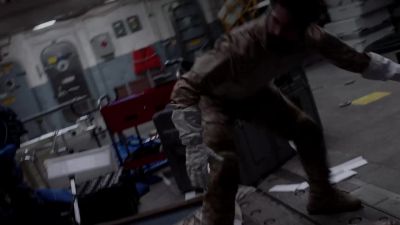 All right, let's get ready to move! - The Last Ship