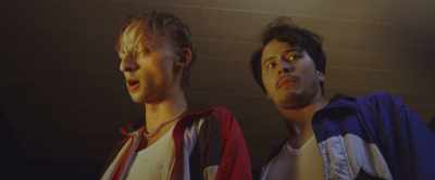 All right, let's get the bags.
Yeah. - Hair-Trigger