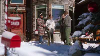 All right, let's grab your bags,
'cause it's cold out here. - The Holiday Proposal Plan