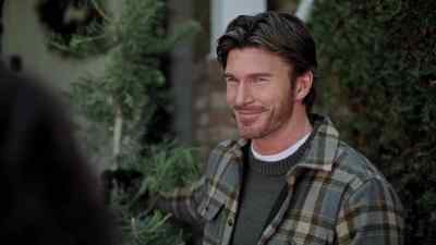 All right, little Simon,
are you ready to be bedazzled? - Christmas, Love and Fudge
