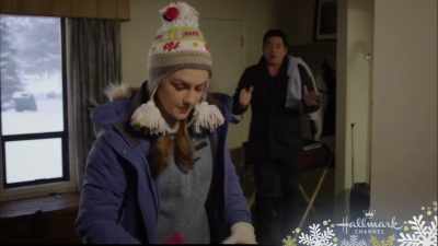 All right, look,
I'm gonna set my alarm - Winter's Dream