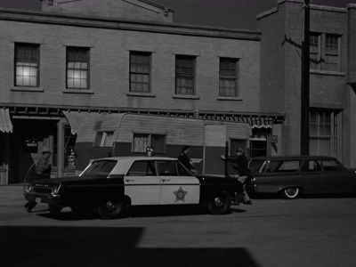 ALL RIGHT, MALLOY,
COME ON OUT! - The Andy Griffith Show