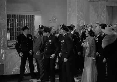 All right, men, surround him! - Topper