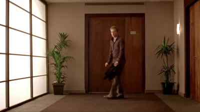 - All right, Mickey? - Hustle