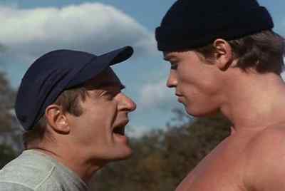 All right, Mister.
Let's see you top that. - Hercules in New York