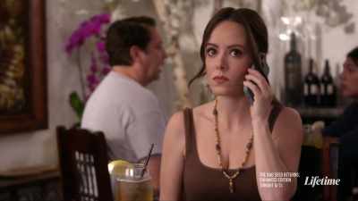  All right, we need to, uh... - Husband, Wife, and Their Lover