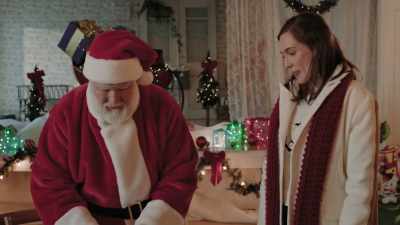 All right, now, - Everything Christmas