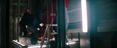 All right.
On three.
One, two, three. - Tower Heist