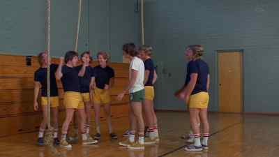 - All right, Oscar!
- Yeah, you're getting there. - Massacre at Central High