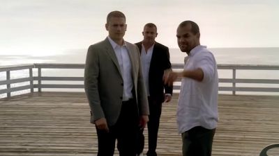 All right, papi.
Let's do this. - Prison Break