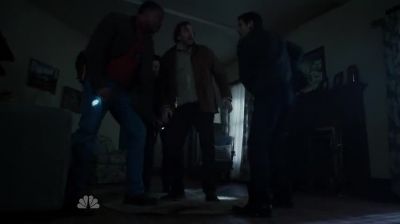 All right, relax. - Grimm