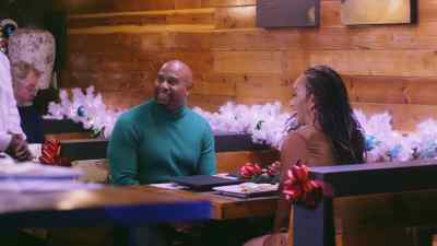 All right, right away. - A Heart for Christmas