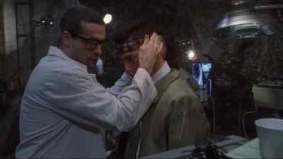 All right. - Johnny Mnemonic