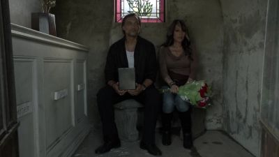 All right, this shit's creeping me out. - Sons of Anarchy