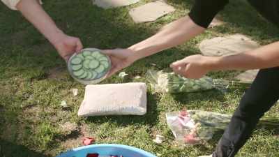 - All right, should we do
some cucumbers? - Fake Famous