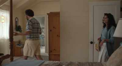 All right. So here we have
the master bedroom. - The Shrink Next Door