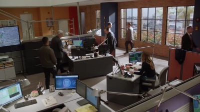 All right, there's our
connection... John Storvelle - NCIS
