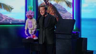 - All right.
- This is José Jalapeño, - Jeff Dunham: Me The People