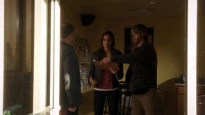 All right, three guests. - NCIS: Los Angeles