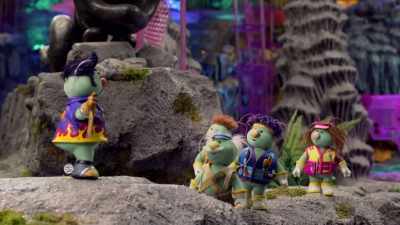All right, troops, we need the Fraggles - Fraggle Rock: Back to the Rock