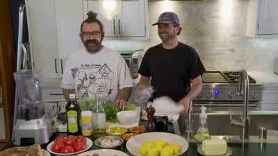 - All right, try this one. - [laughs] - Selena + Chef