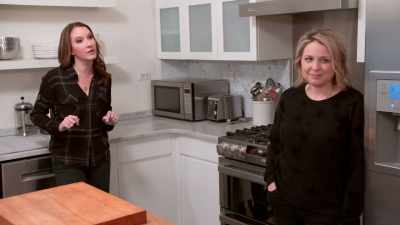All right. Well, it's dinner time,
so we're gonna let you get to it - Get Organized with The Home Edit