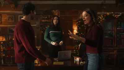 All right, we're gonna
gently help him remember - The Santa Class