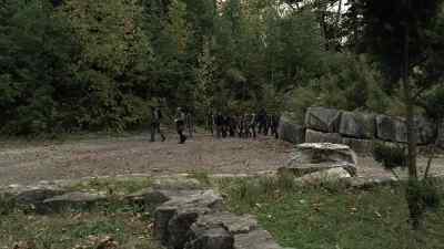 All right, we're gonna
go up through here. - Falling Skies