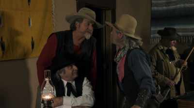 All right, we're gonna
need a diversion. - Bill Tilghman and the Outlaws