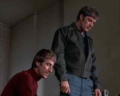 All right. What can you do
to help us against kobick? - Land of the Giants