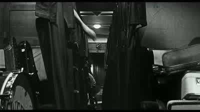 All right, what's going on around here? - Some Like It Hot