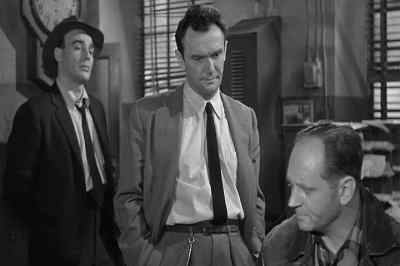 -All right, what's your name?
-Stern, Harry Stern. - Edge of the City