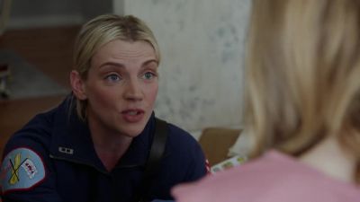 All right.
You're doing great. - Chicago Fire