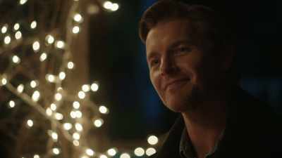 All right, so you're single,
you're from Brilfax, - The Holiday Exchange