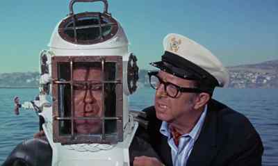 All set, Charlie? - The Boatniks