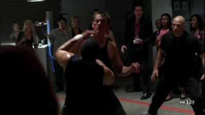 - [All Shouting]
- All right, get 'im! - Bones