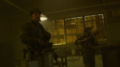 All stations, he's on foot. - SEAL Team