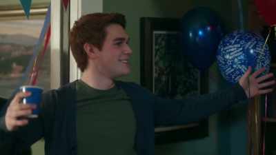 -ALL: Surprise!
-(LAUGHING) - Riverdale